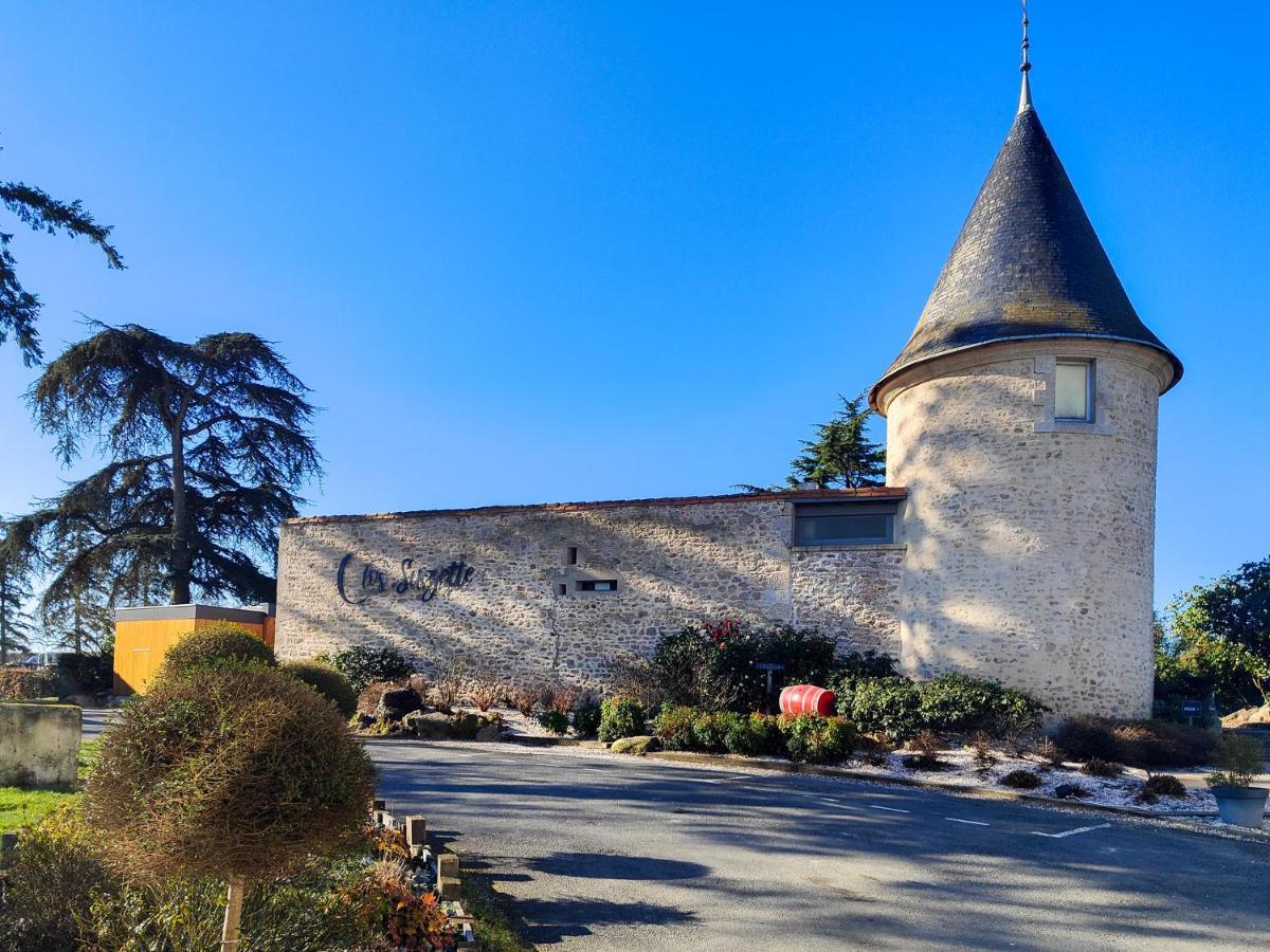 Hotel Chateau De La Barbiniere Saint-Laurent-sur-Sèvre Exteriér fotografie